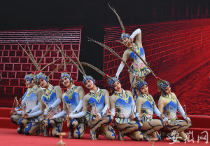 第五届安徽省民间杂技艺术节临泉开幕！