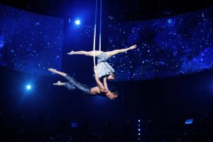 2022年技惊四座杂技双人皮吊《两小无猜》