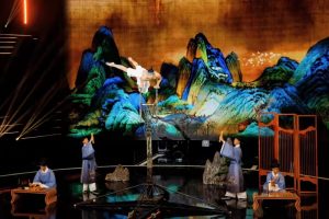 2022年技惊四座杂技《诗酒话江湖-摇摆高拐》