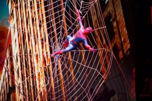 2020年技惊四座杂技软钢丝《英雄归来》