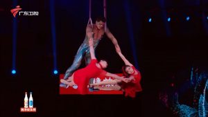 2020年技惊四座杂技《水形记忆-皮吊》