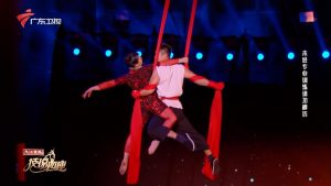 2020年技惊四座杂技《九儿-绸吊》