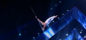 2020年我要上春晚杂技《空中飞杆》