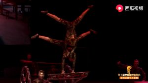 第十届中国杂技金菊奖全国杂技比赛《技炫黄包车》