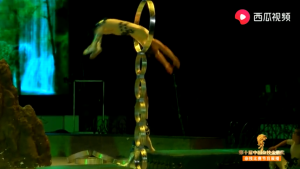 第十届中国杂技金菊奖全国杂技比赛《地圈—追梦少年》